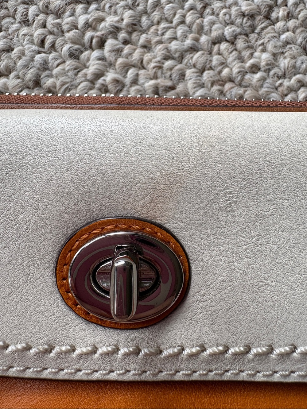 Coach Park Colorblock Leather Wristlet Wallet | Classic Preppy Old Money - Picture 16 of 16